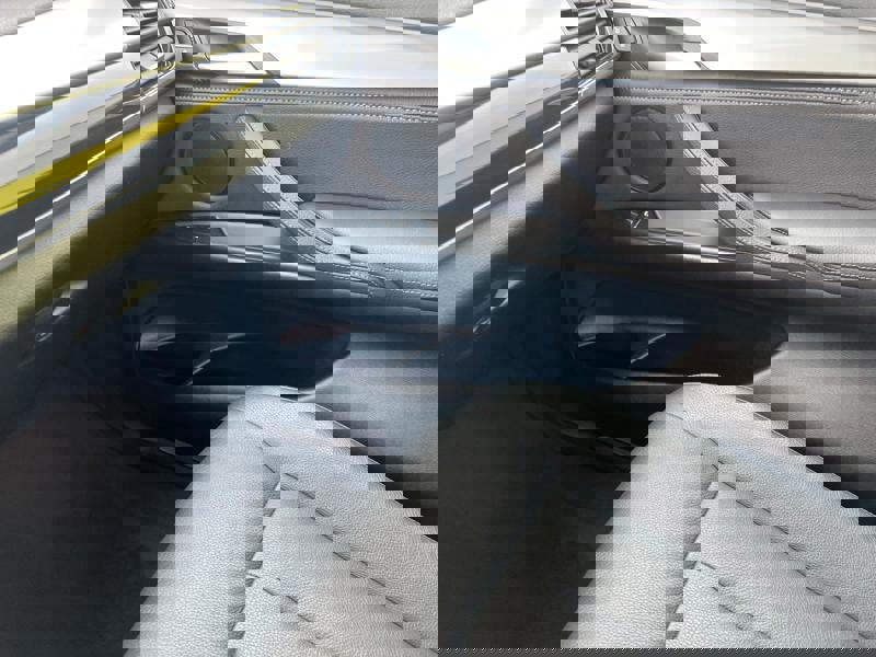 Image BMW 楲⁥㕘⠠ㅆ⤵㈨㄰ⴳ⤾ 2.0 313 40e Lounge Plus xDrive Xénon GPS Radar Bluetooth Sièges cuir élec chauffants Régul Clim auto